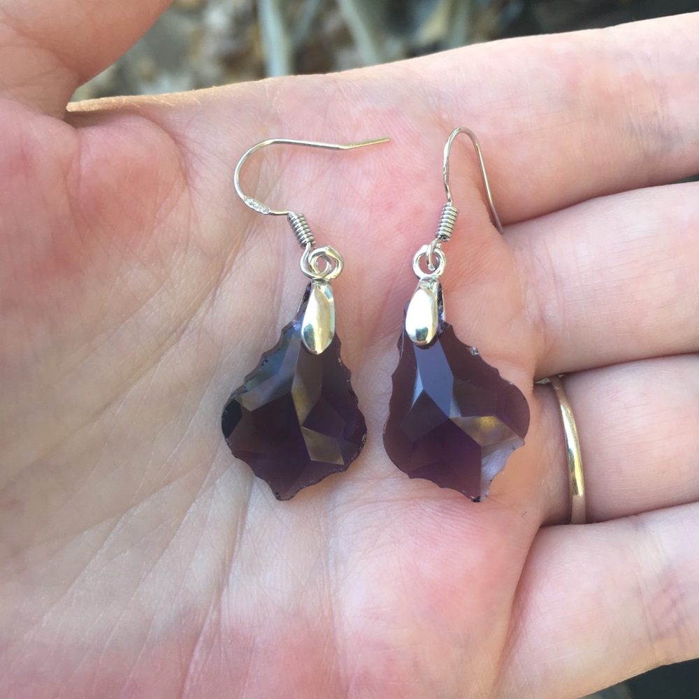 NWT! Dark purple crystal dangle earrings